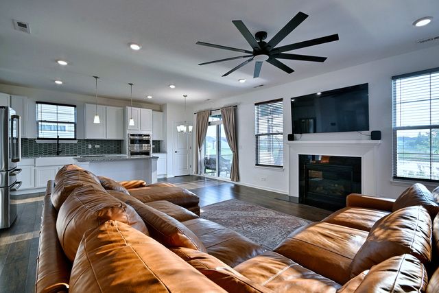 311 Dennis Lane, Oswego, IL 60543