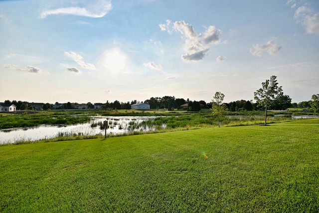 311 Dennis Lane, Oswego, IL 60543