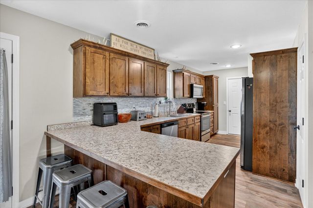 709 Valley Lane, Stockton, MO 65785