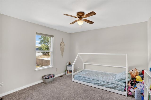 709 Valley Lane, Stockton, MO 65785