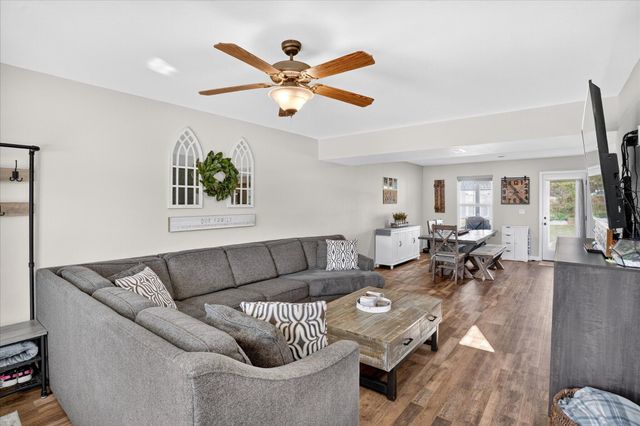 709 Valley Lane, Stockton, MO 65785