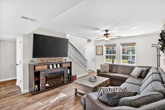 709 Valley Lane, Stockton, MO 65785