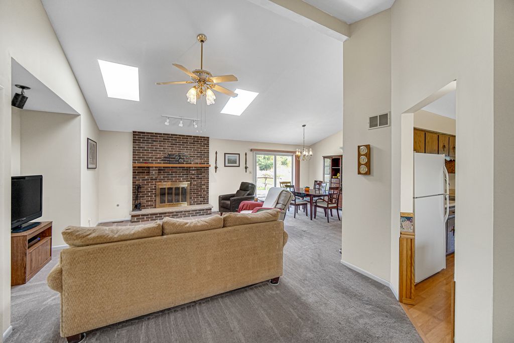 6316 Knollwood Drive, Oak Forest, IL 60452 — photo 5
