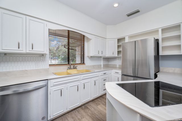 9328 Blazing Star Trl, San Antonio, TX 78266