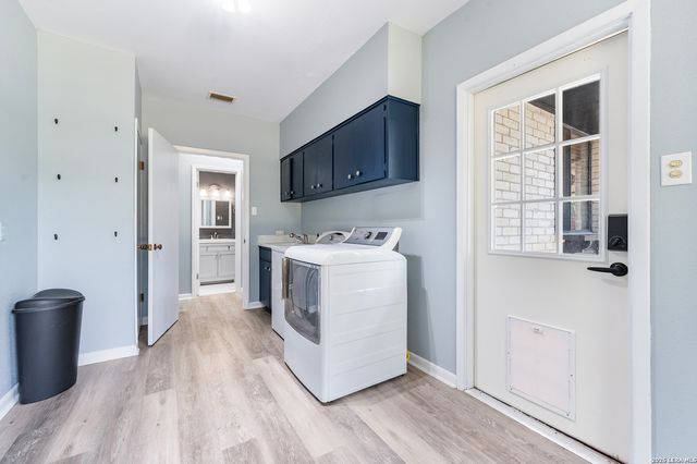 9328 Blazing Star Trl, San Antonio, TX 78266