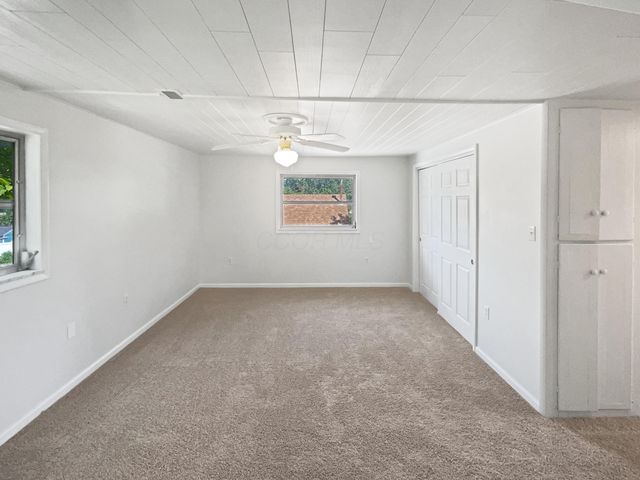 264 Lawrence Avenue, Columbus, OH 43228
