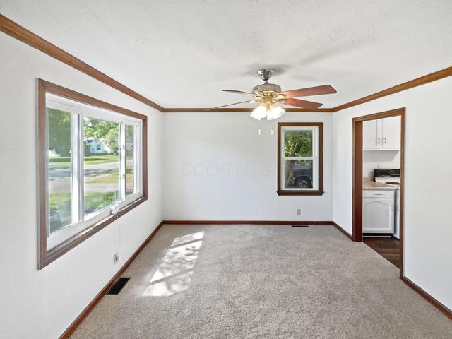 264 Lawrence Avenue, Columbus, OH 43228