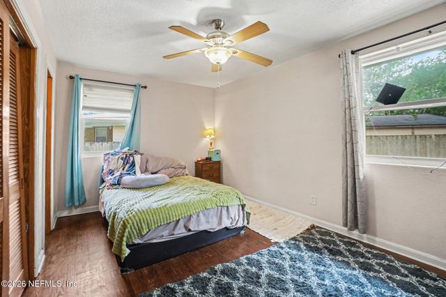 4626 BURGUNDY Road N, Jacksonville, FL 32210