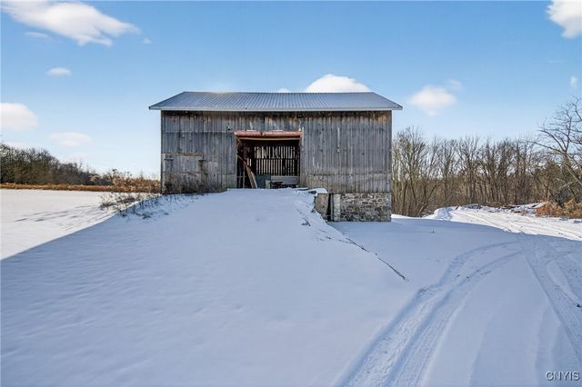 395 Furniss Station Road, Oswego, NY 13126