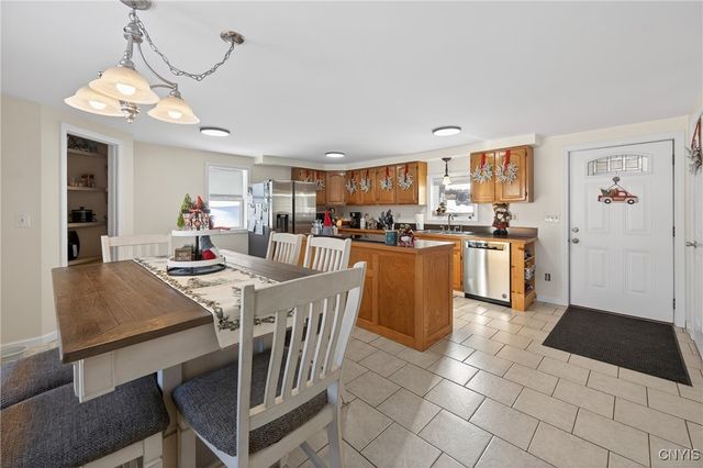 395 Furniss Station Road, Oswego, NY 13126