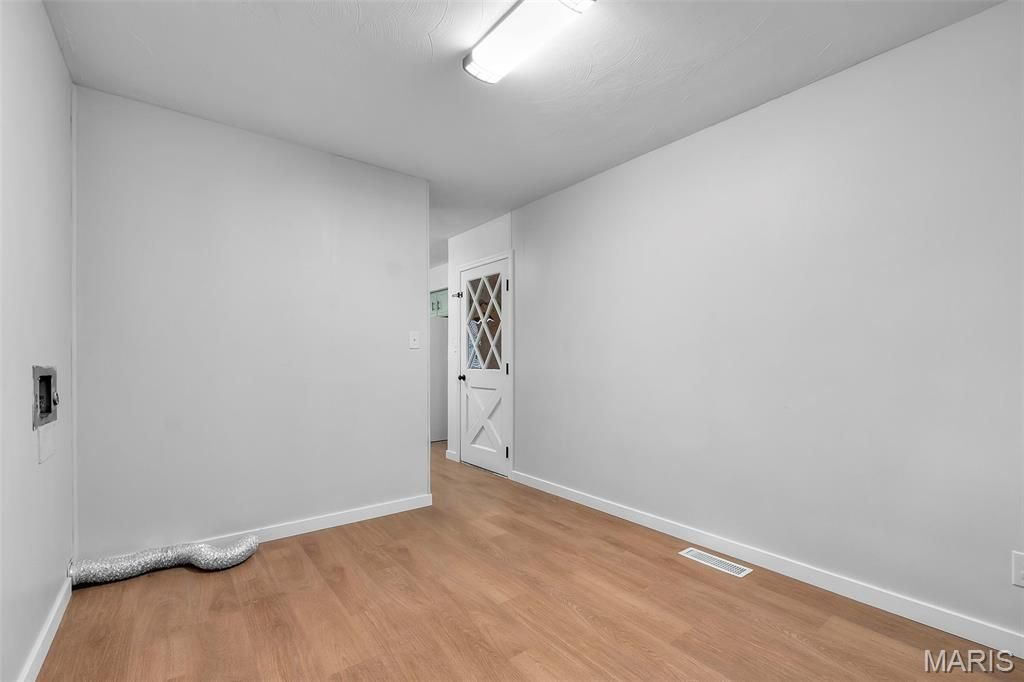 Image 18 of property listing at 5569 State Highway 72, Jackson, MO 63755