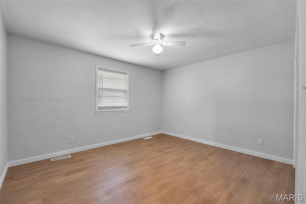 Image 23 of property listing at 5569 State Highway 72, Jackson, MO 63755