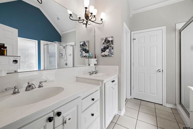 618 Huntwick Ln, Tyler, TX 75703