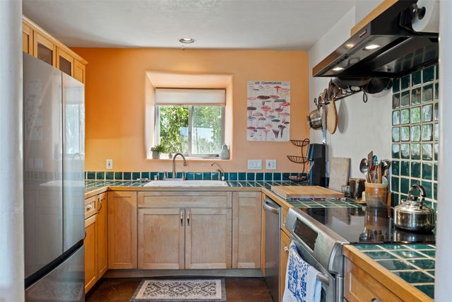 38 Old Rd., Lamy, NM 87540