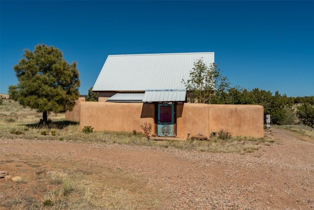 38 Old Rd., Lamy, NM 87540