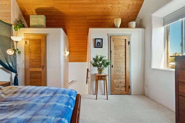 38 Old Rd., Lamy, NM 87540