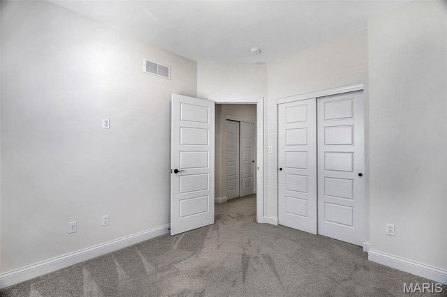 584 Lakewood Drive, Moscow Mills, MO 63362