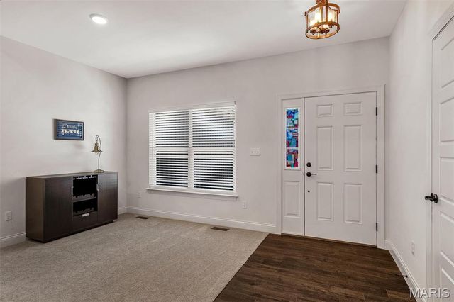 584 Lakewood Drive, Moscow Mills, MO 63362