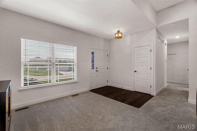 584 Lakewood Drive, Moscow Mills, MO 63362