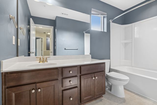 1001 Livingstone Ln, Mount Juliet, TN 37122