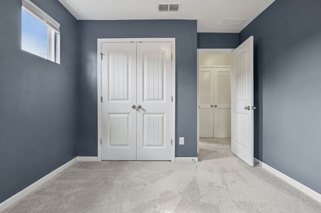 1001 Livingstone Ln, Mount Juliet, TN 37122