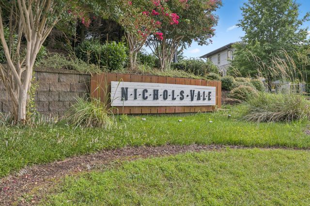 1001 Livingstone Ln, Mount Juliet, TN 37122
