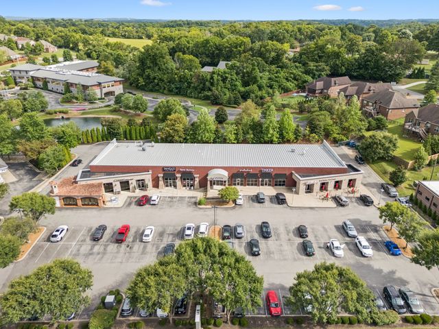 1001 Livingstone Ln, Mount Juliet, TN 37122