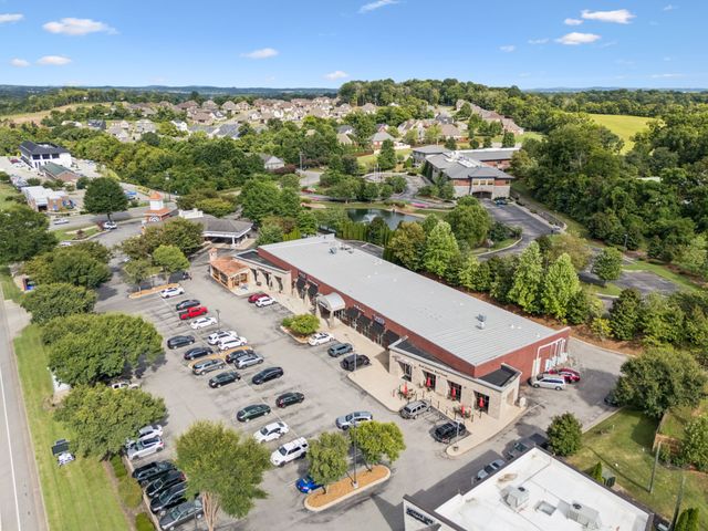 1001 Livingstone Ln, Mount Juliet, TN 37122