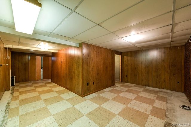 8 Knightsbridge C, Poughkeepsie, NY 12603