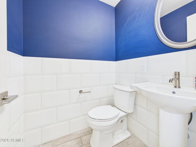 4816 N WOODMERE FAIRWAY -- 1005, Scottsdale, AZ 85251