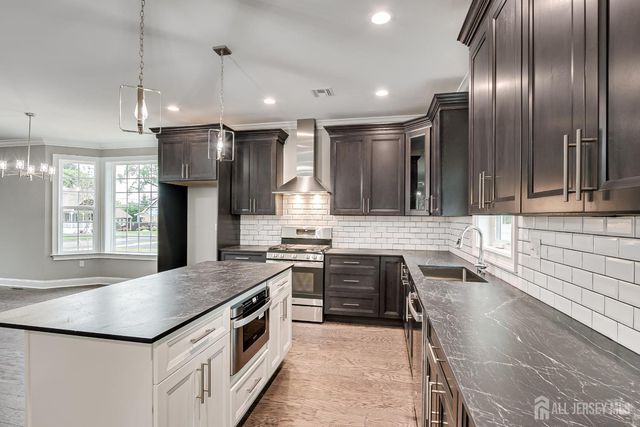 230 Woodbridge Avenue, Metuchen, NJ 08840