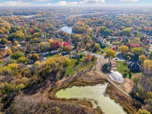 7102 Annapolis Lane N, Maple Grove, MN 55311