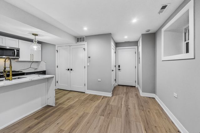 2451 N Albany Avenue G, Chicago, IL 60647