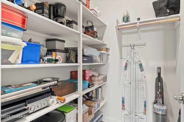 2300 W Alamo Spring Loop, Oro Valley, AZ 85742