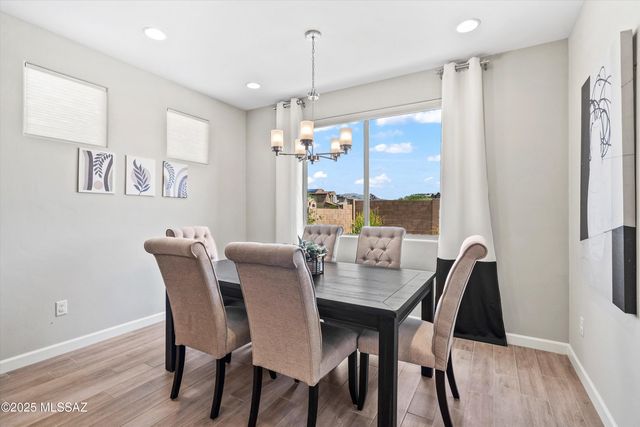 2300 W Alamo Spring Loop, Oro Valley, AZ 85742