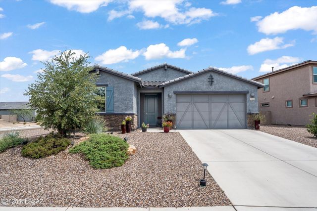 2300 W Alamo Spring Loop, Oro Valley, AZ 85742