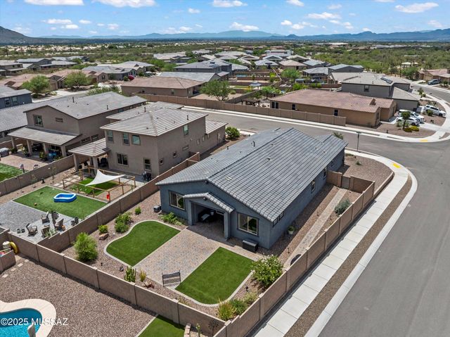 2300 W Alamo Spring Loop, Oro Valley, AZ 85742