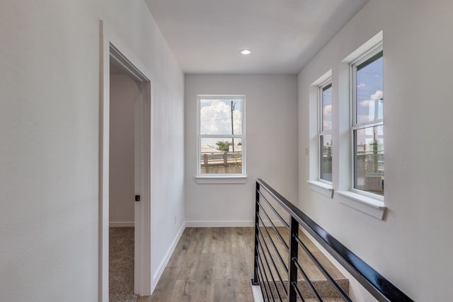 2427 Merlin Street, Dallas, TX 75215