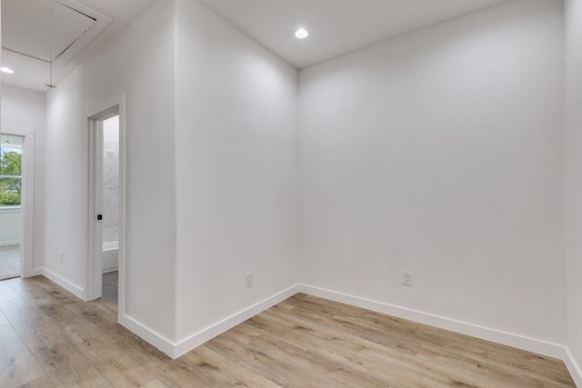 2427 Merlin Street, Dallas, TX 75215