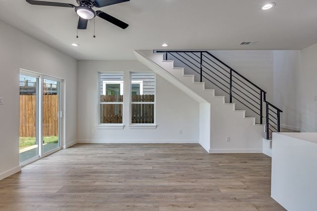 2427 Merlin Street, Dallas, TX 75215