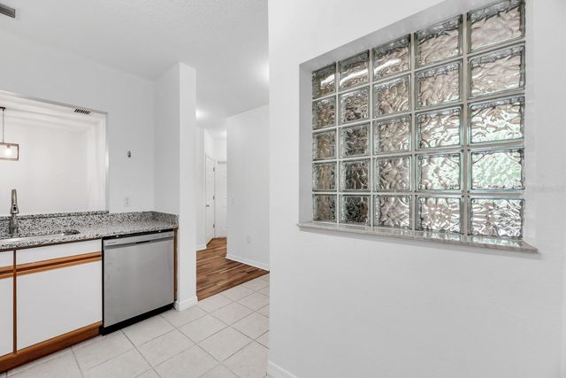 6014 PORTSDALE PLACE 202, Riverview, FL 33578
