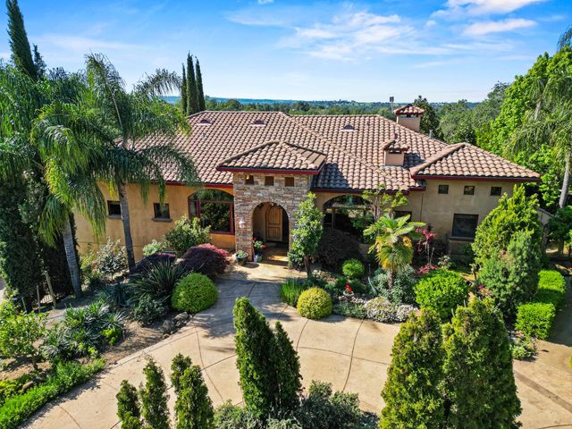 5411 Julietta Pl, Lincoln, CA 95648