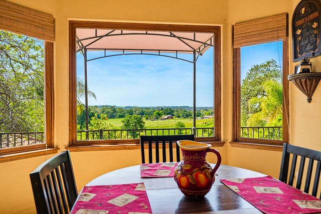 5411 Julietta Pl, Lincoln, CA 95648