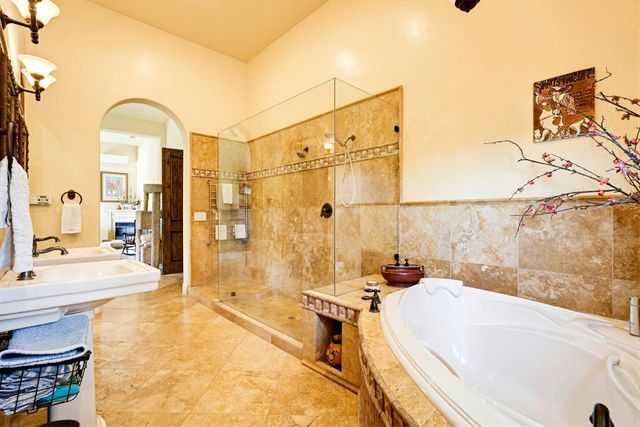 5411 Julietta Pl, Lincoln, CA 95648