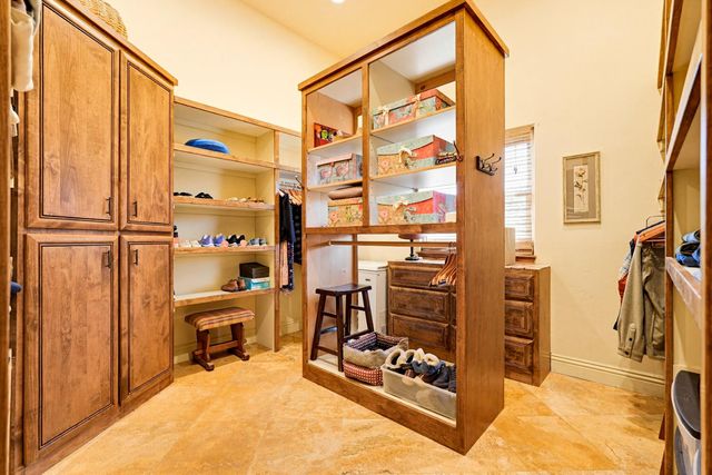 5411 Julietta Pl, Lincoln, CA 95648