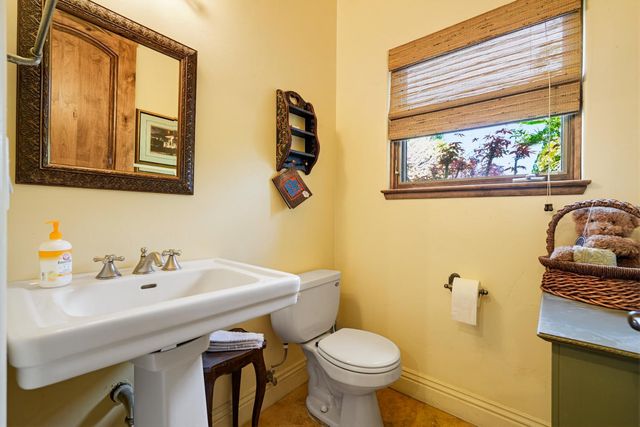 5411 Julietta Pl, Lincoln, CA 95648