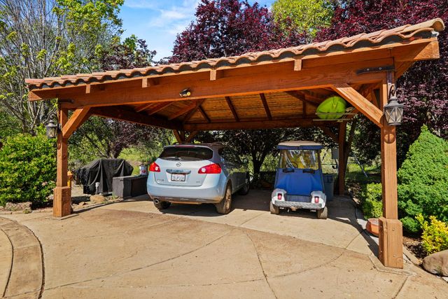 5411 Julietta Pl, Lincoln, CA 95648