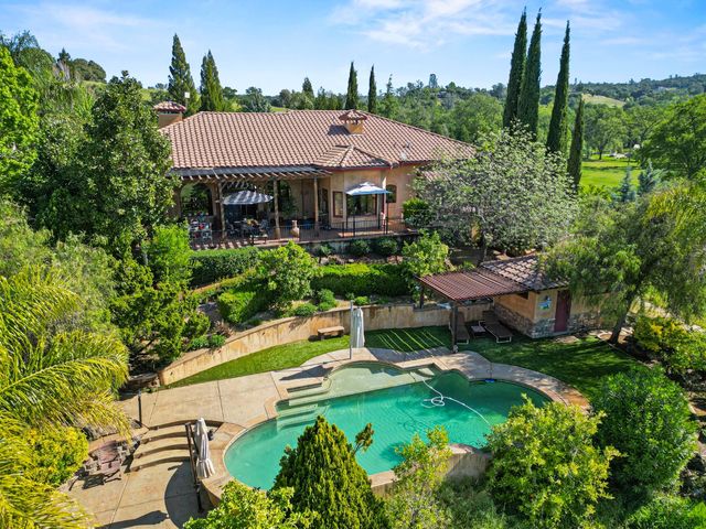 5411 Julietta Pl, Lincoln, CA 95648