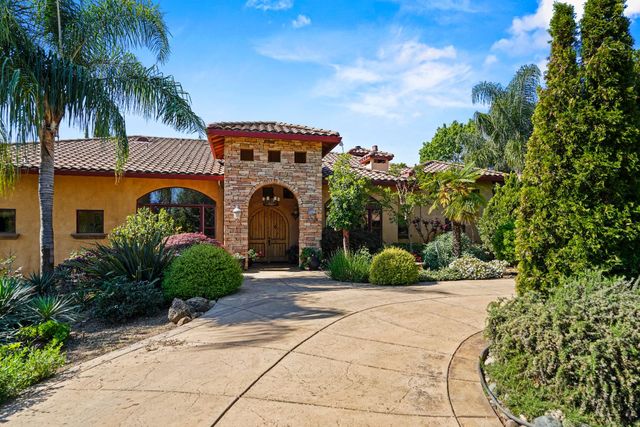 5411 Julietta Pl, Lincoln, CA 95648