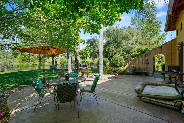 5411 Julietta Pl, Lincoln, CA 95648